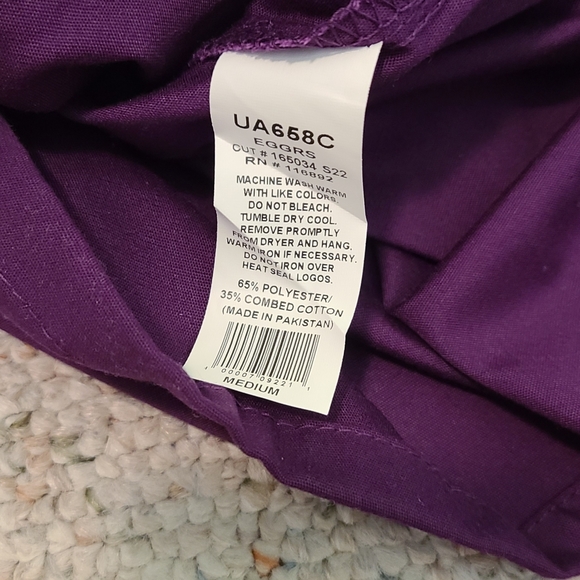 Butter Soft scrub top - Picture 5 of 7